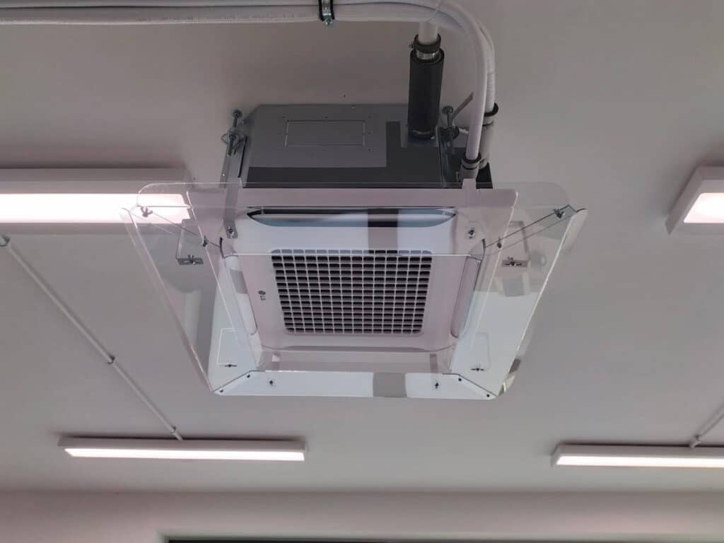 deflekon_plafon_2-1024×768